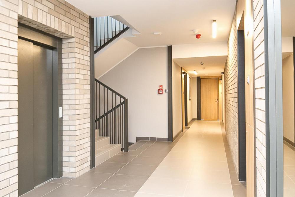 Apartament Black Zajezdnia Wrzeszcz Apartamento Gdańsk Exterior foto