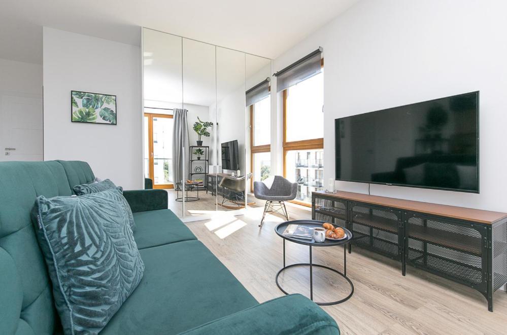 Apartament Black Zajezdnia Wrzeszcz Apartamento Gdańsk Exterior foto